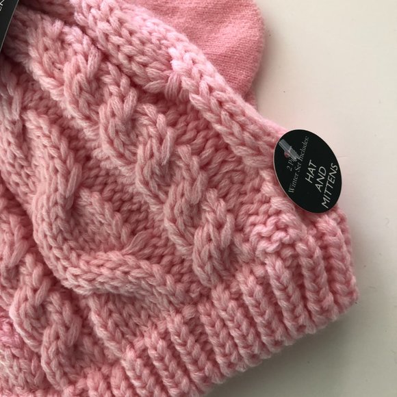 LAURA ASHLEY Kids Hat & Mitten Set Size 6-12 Months NWT - Picture 3 of 4